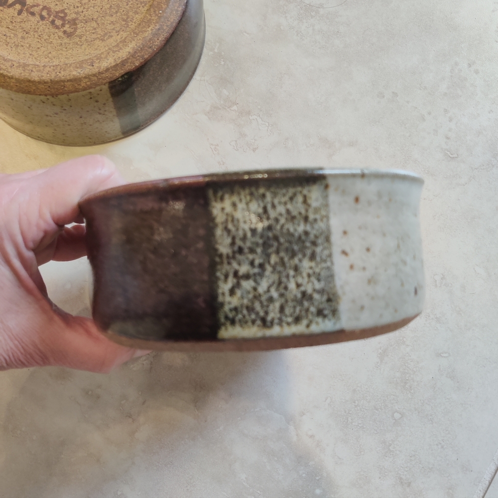 Handcrafted Ceramic Bowls - Picture 5 of 6